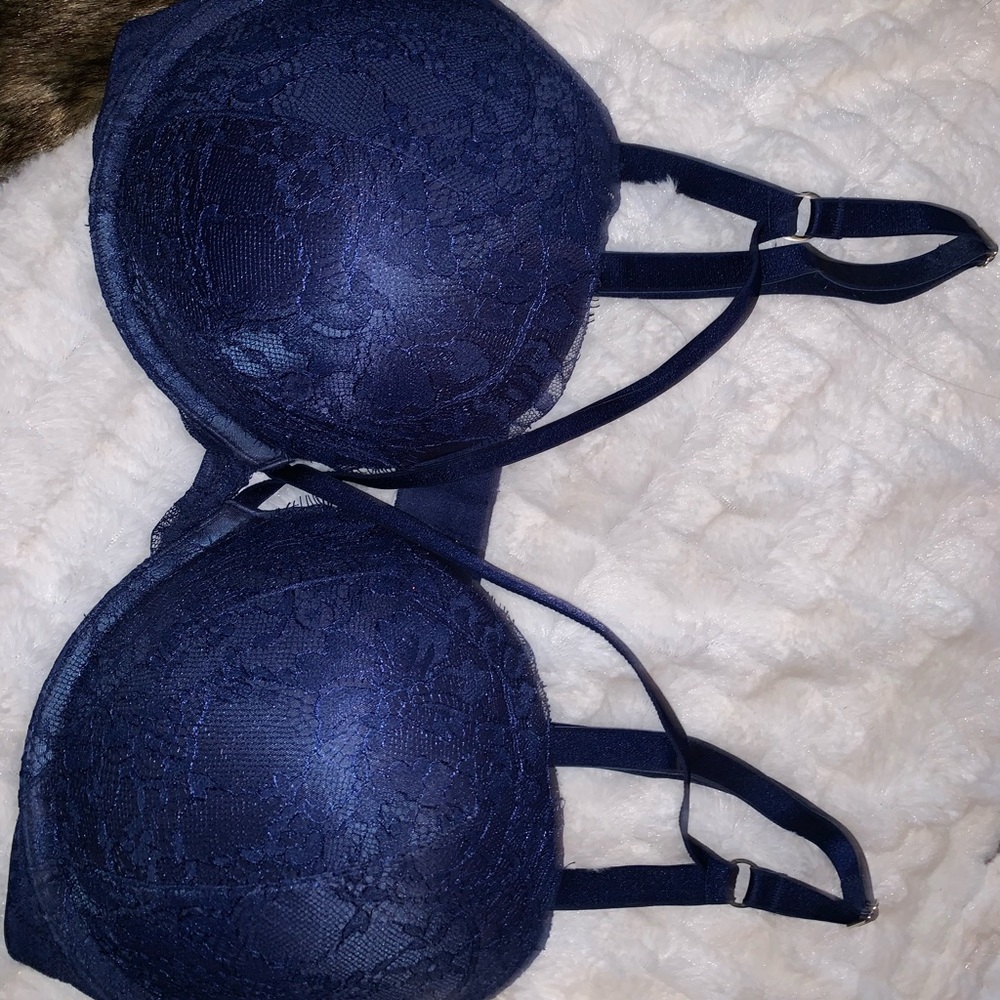 Victoria Secret  Bra !!!